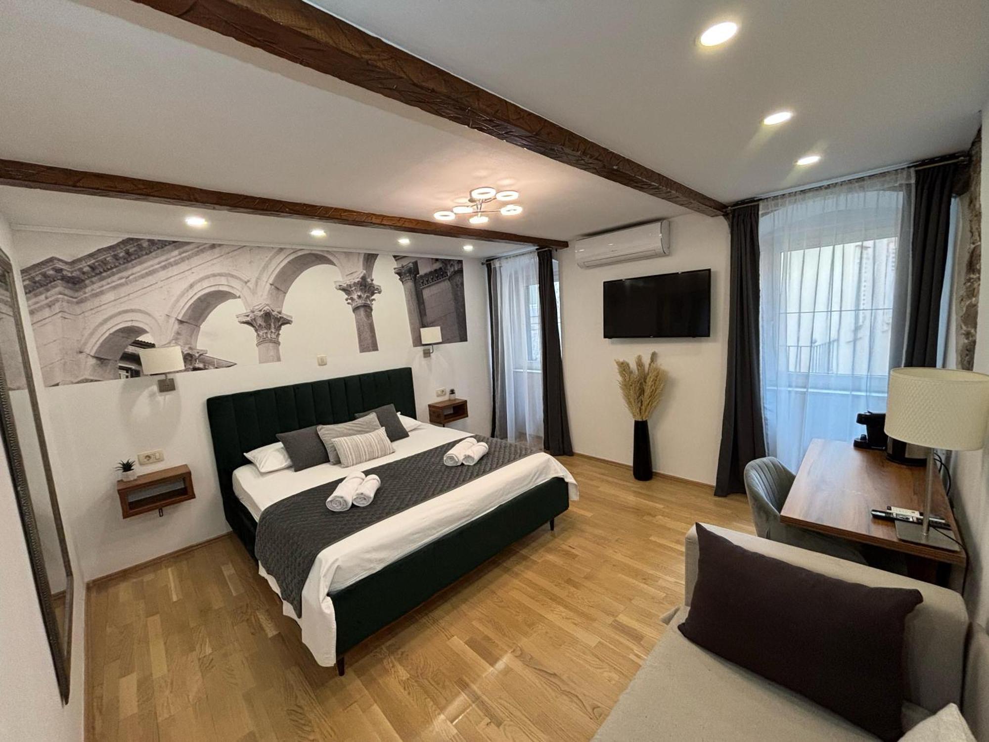 Palace Luxury Room Split Exteriör bild