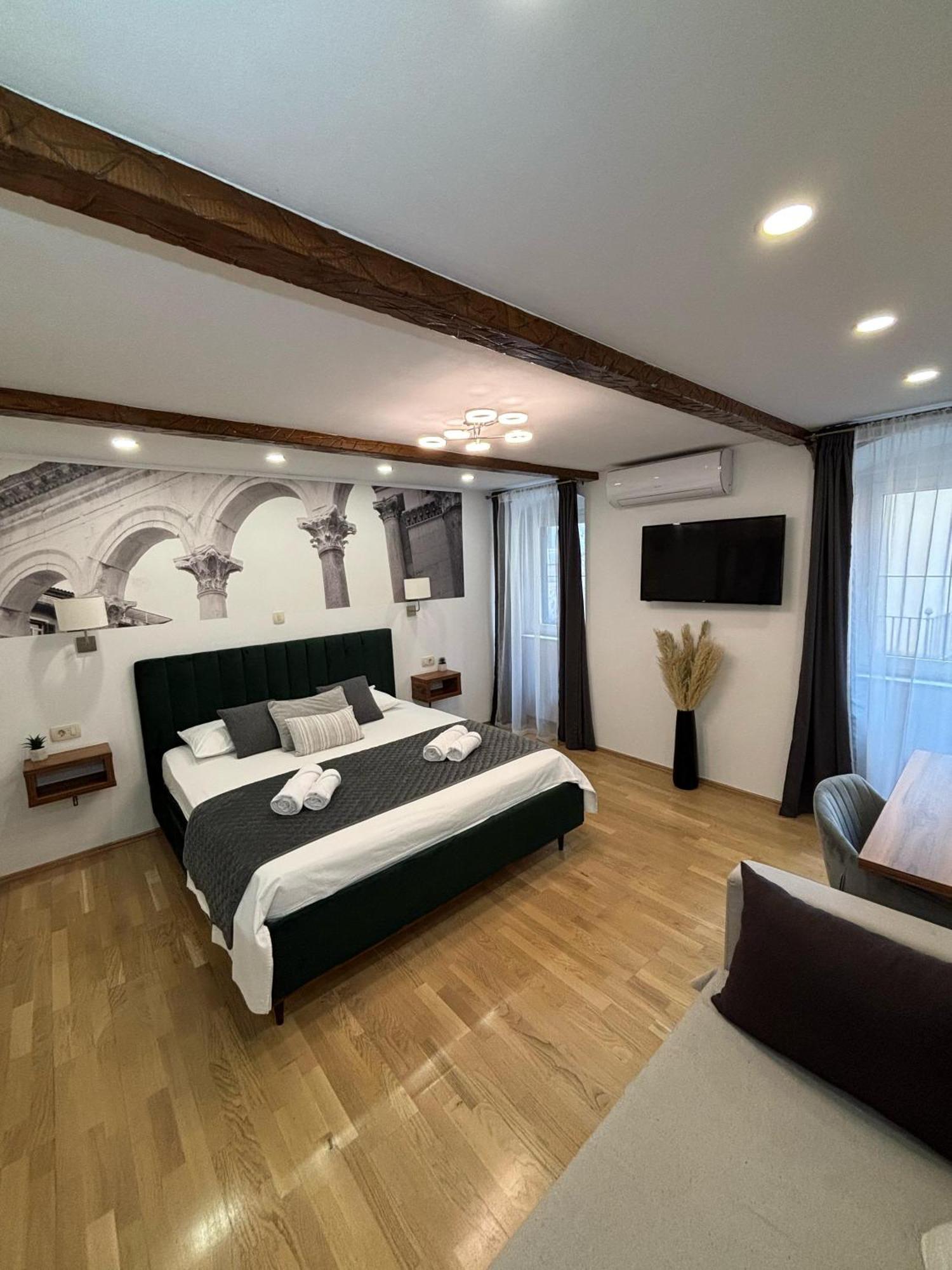 Palace Luxury Room Split Exteriör bild